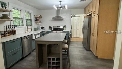 1410 W HUMPHREY STREET