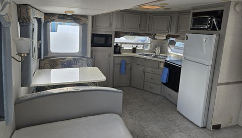 1361 Overseas Hwy 37