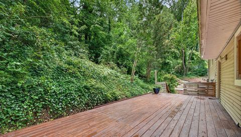 23 Clearbrook Rd