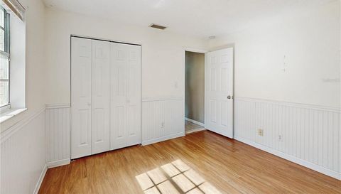 117 N MERCURY AVENUE