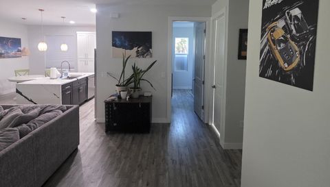 1259 Kaayan St