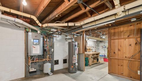 49 Sheridan Avenue S