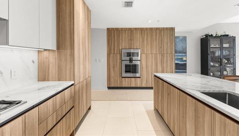 1020 SUNSET POINT ROAD