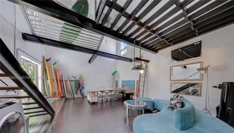 305 Jefferson Ave