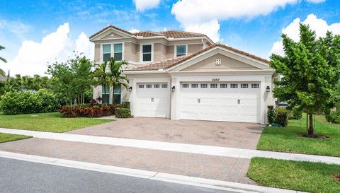 5850 Whippoorwill Cir
