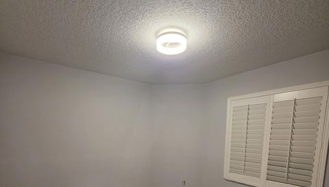 5852 Eagle Cay Terrace