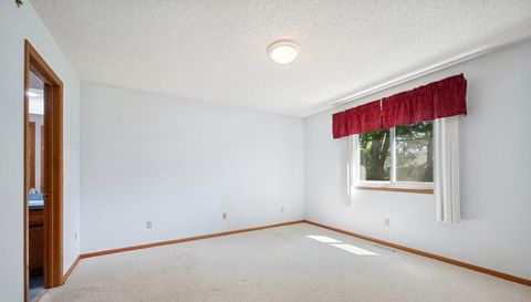 2639 Lake Court Circle