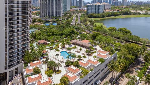 20281 E Country Club Dr