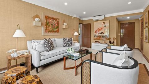 455 Australian Avenue