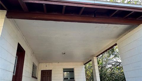 5702 Meridian