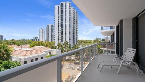 20281 E Country Club Dr