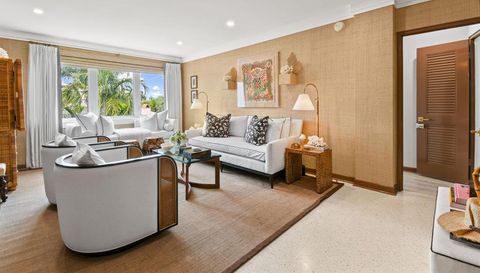 455 Australian Avenue