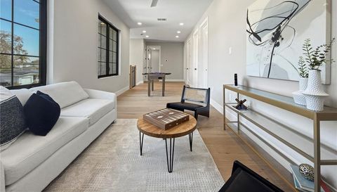 1326 W NEW HAMPSHIRE STREET