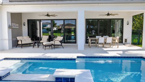 8871 New River Falls Rd