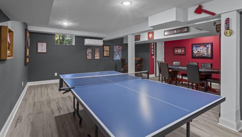 314 Lamplighter Ln SE