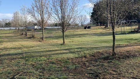 2458 Post Rd