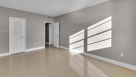 300 Bayview Dr