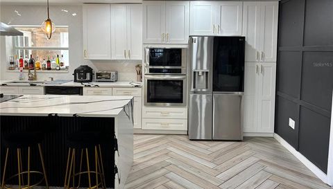 1800 GRANADA BOULEVARD