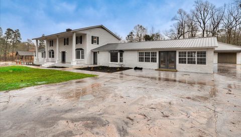 4756 MIKE PADGETT Highway