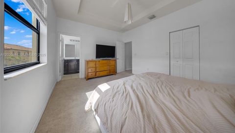 9381 33rd Ln