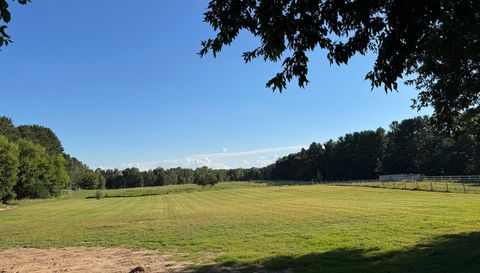 2454 221st Avenue NE