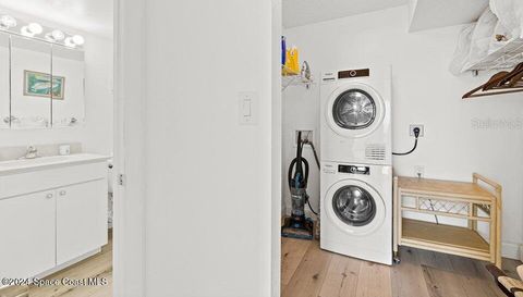 7520 RIDGEWOOD AVENUE