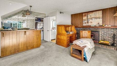 6308 Hillsdale Blvd