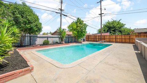 6741 Steiner Dr