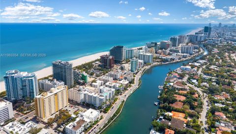 3737 Collins Ave