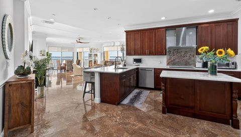 2351 Lakeview Dr Unit 302