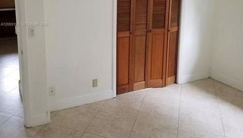309 Lakeview Dr
