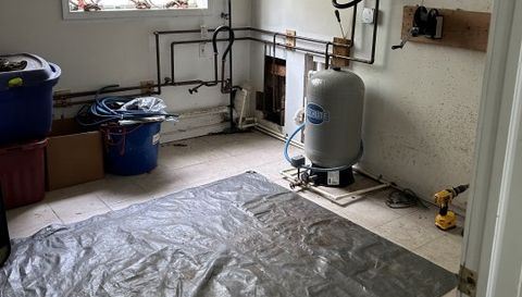 10069 Silver Lake Rd