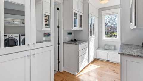 1912 Linner Woods Court