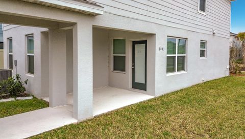1823 Summer Serenity Dr