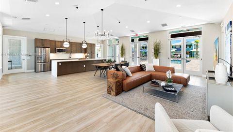26370 Coco Cay Circle