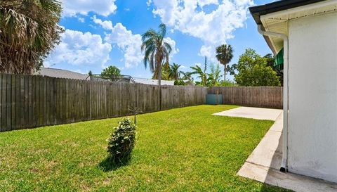 7234 LINCOLN PARK LN