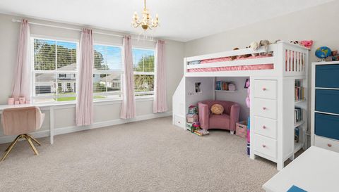 75 Crossfield Pl