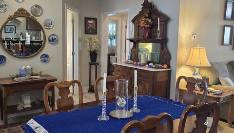 3925 Manatee Club Dr