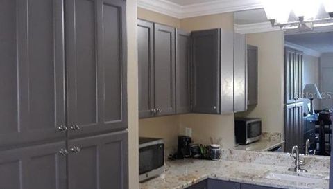 2555 Tamiami