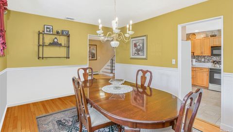3 Yarmouth Ln