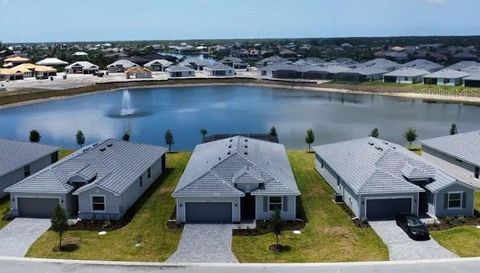 7949 LAKES EDGE LANE