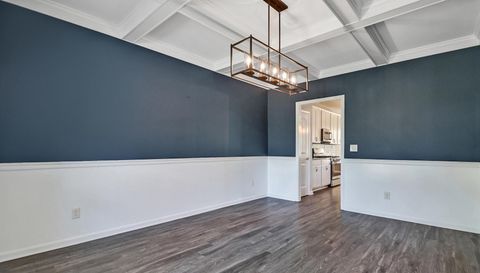 2044 Wooded Mountain Ln