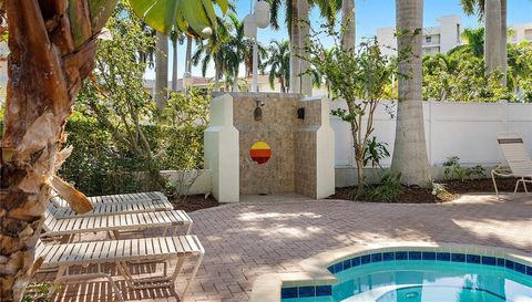 6085 BAHIA DEL MAR CIRCLE