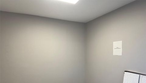 2202 - 2204 N Us Highway 281 Highway N