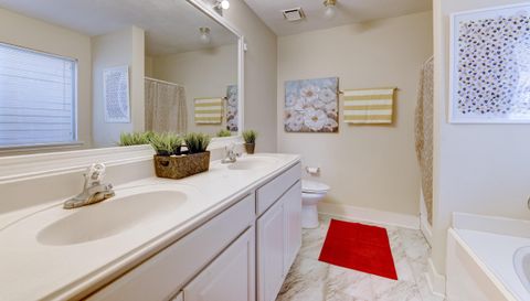 3818 E Traditions Ct