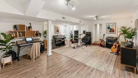 216 Whorley Dr