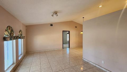 8403 Pettway
