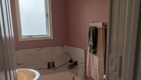 301 E Elm St