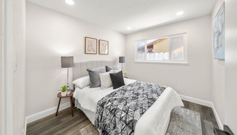 6741 Steiner Dr