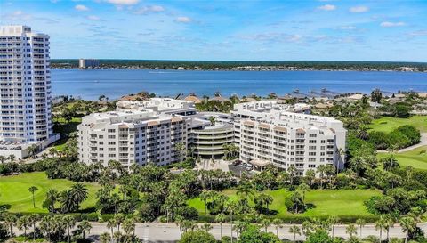 3 OCEANS WEST BOULEVARD